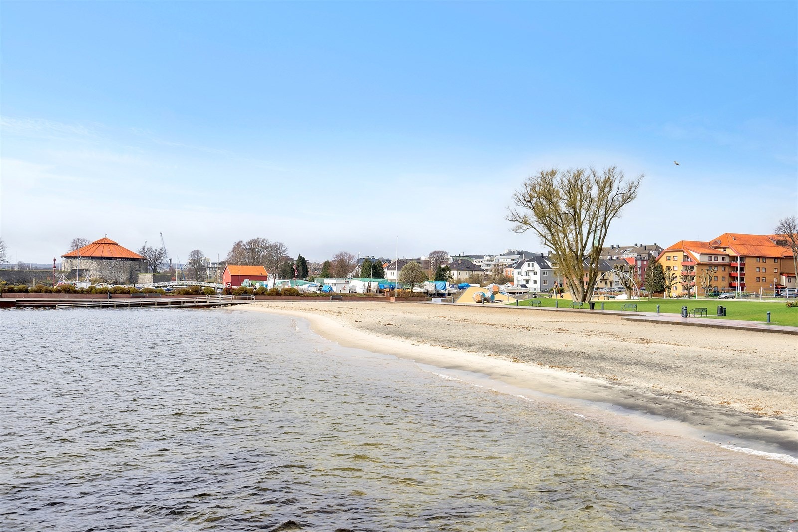 Bystranda er nærmeste nabo Galleribilde