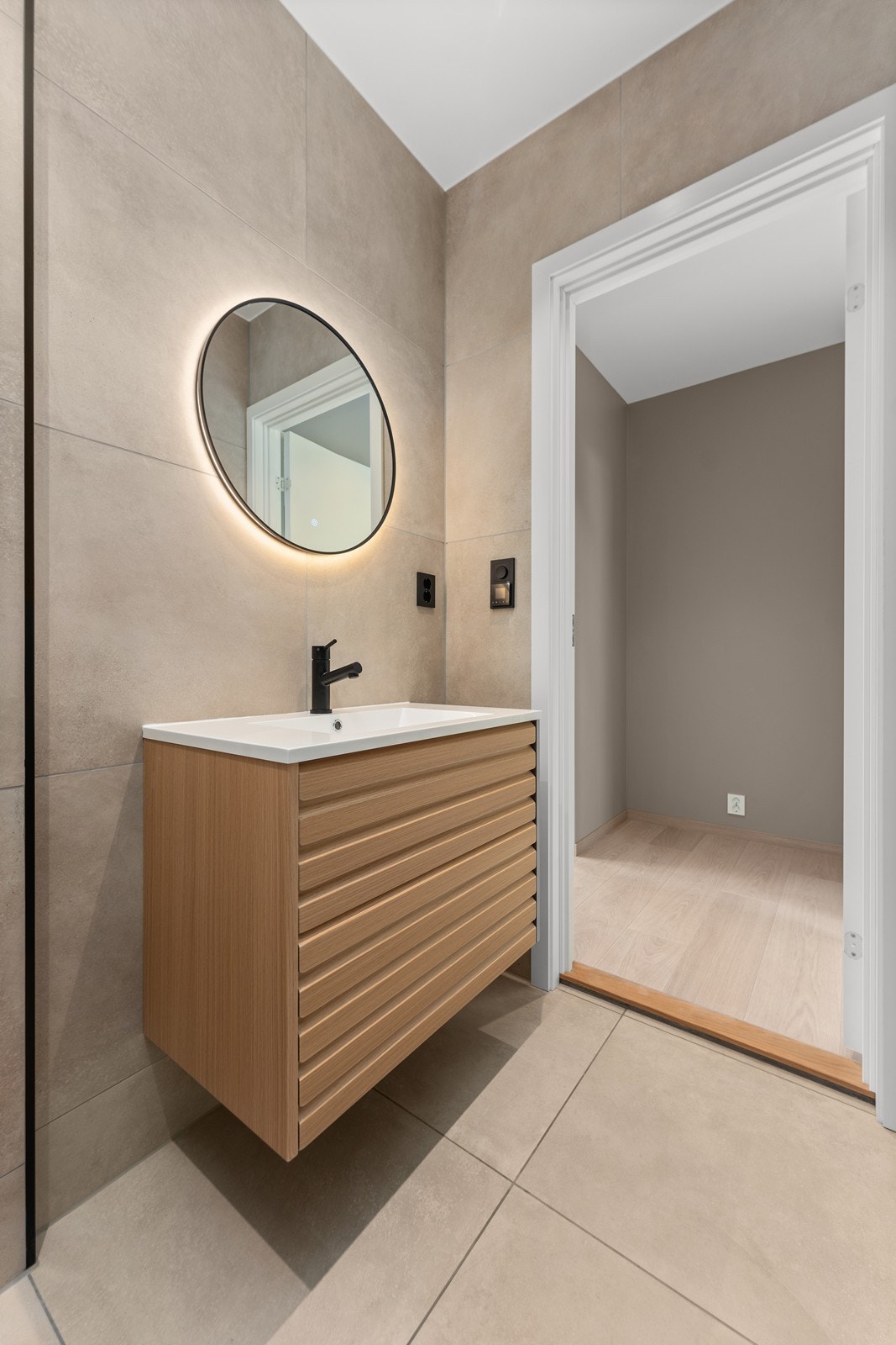 Bad i hovedetasje Galleribilde