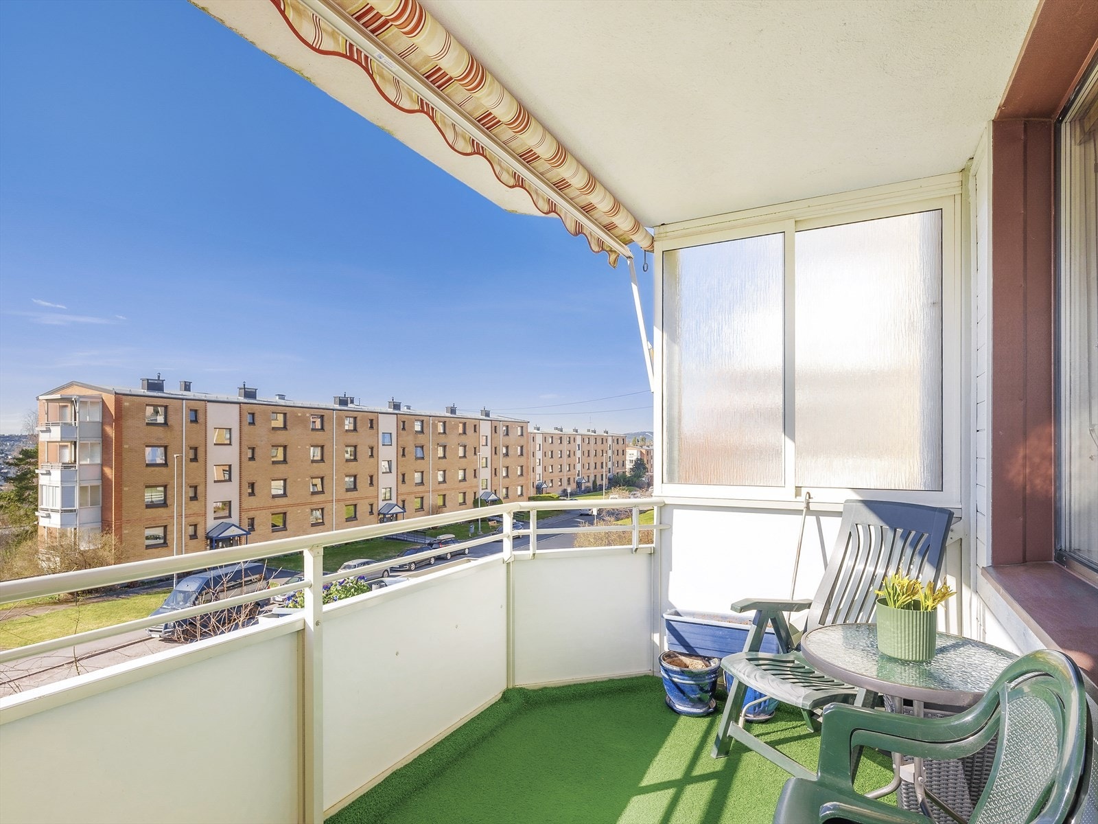 Balkongen er vestvendt på ca. 7 m². Galleribilde