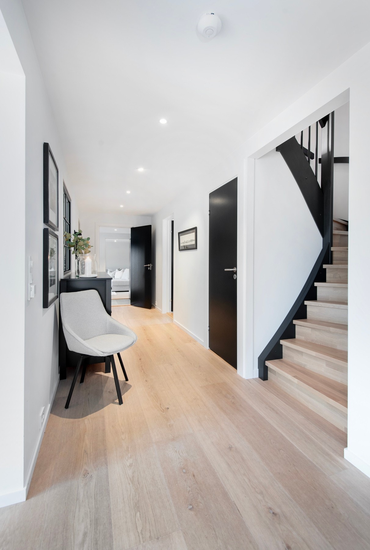 Trapp opp til loft. Galleribilde