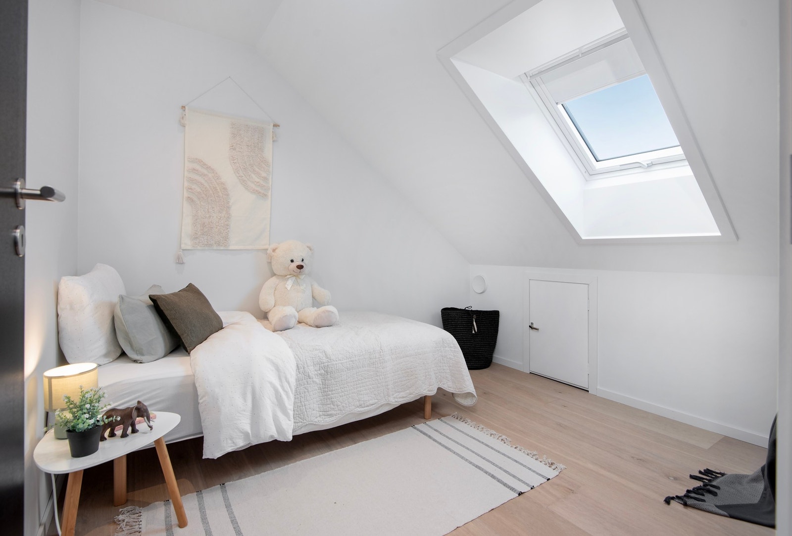 Rom på loft som blir benyttet som soverom 3. Galleribilde