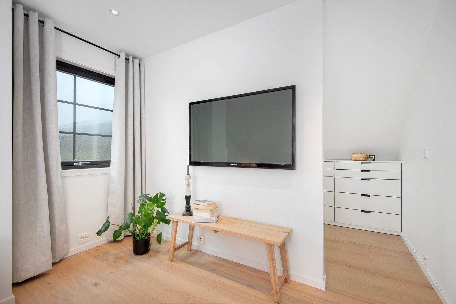 Soverom har walk-in closet. Galleribilde