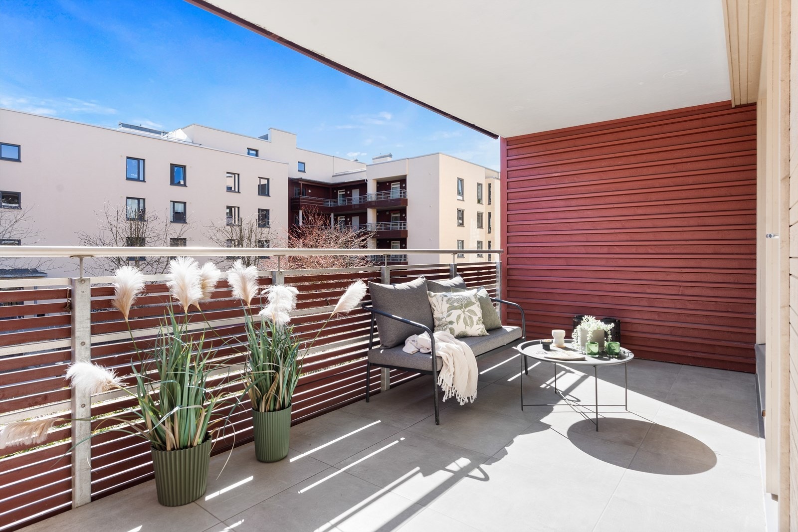 Fra stuen er det utgang til en herlig balkong på 13 m². Galleribilde