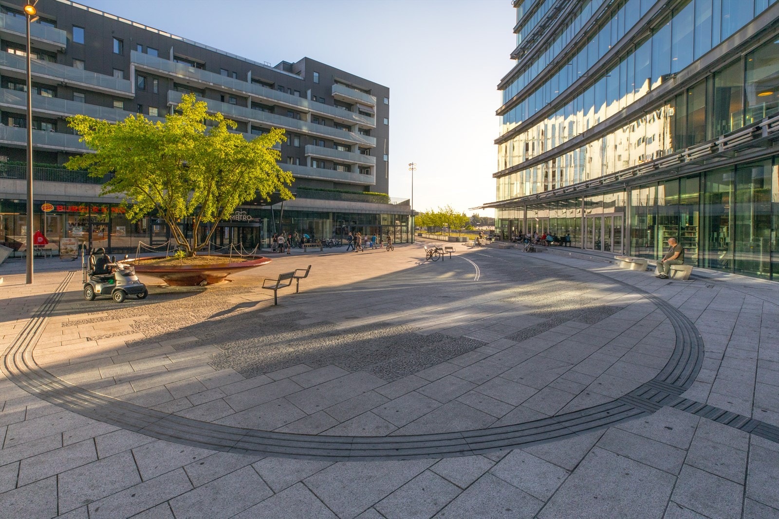 Lørenskog hus & Metro senter. Galleribilde
