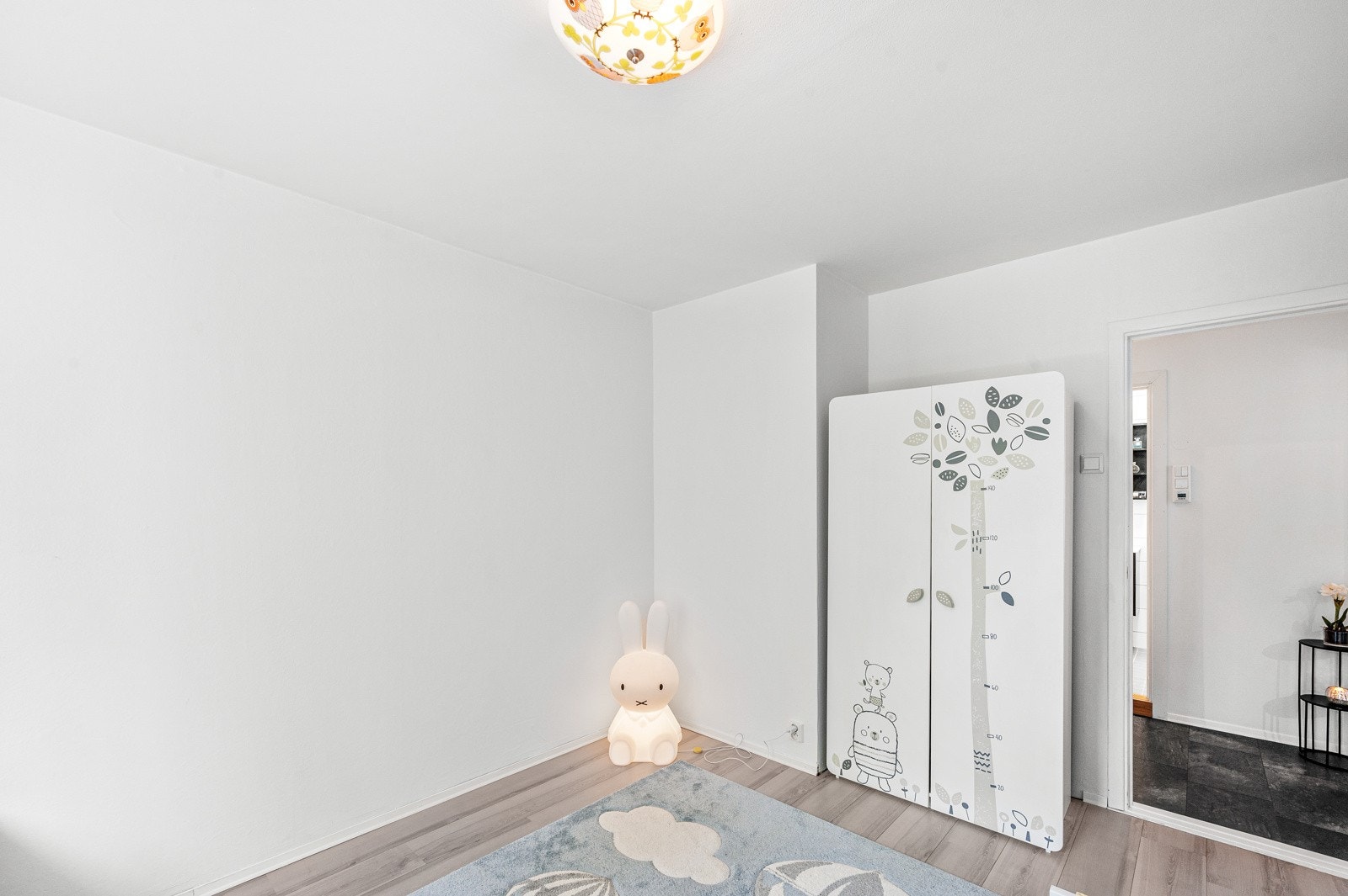 Ved eget ønske og behov, kan rommet brukes som et kontor eller gjesterom. Galleribilde