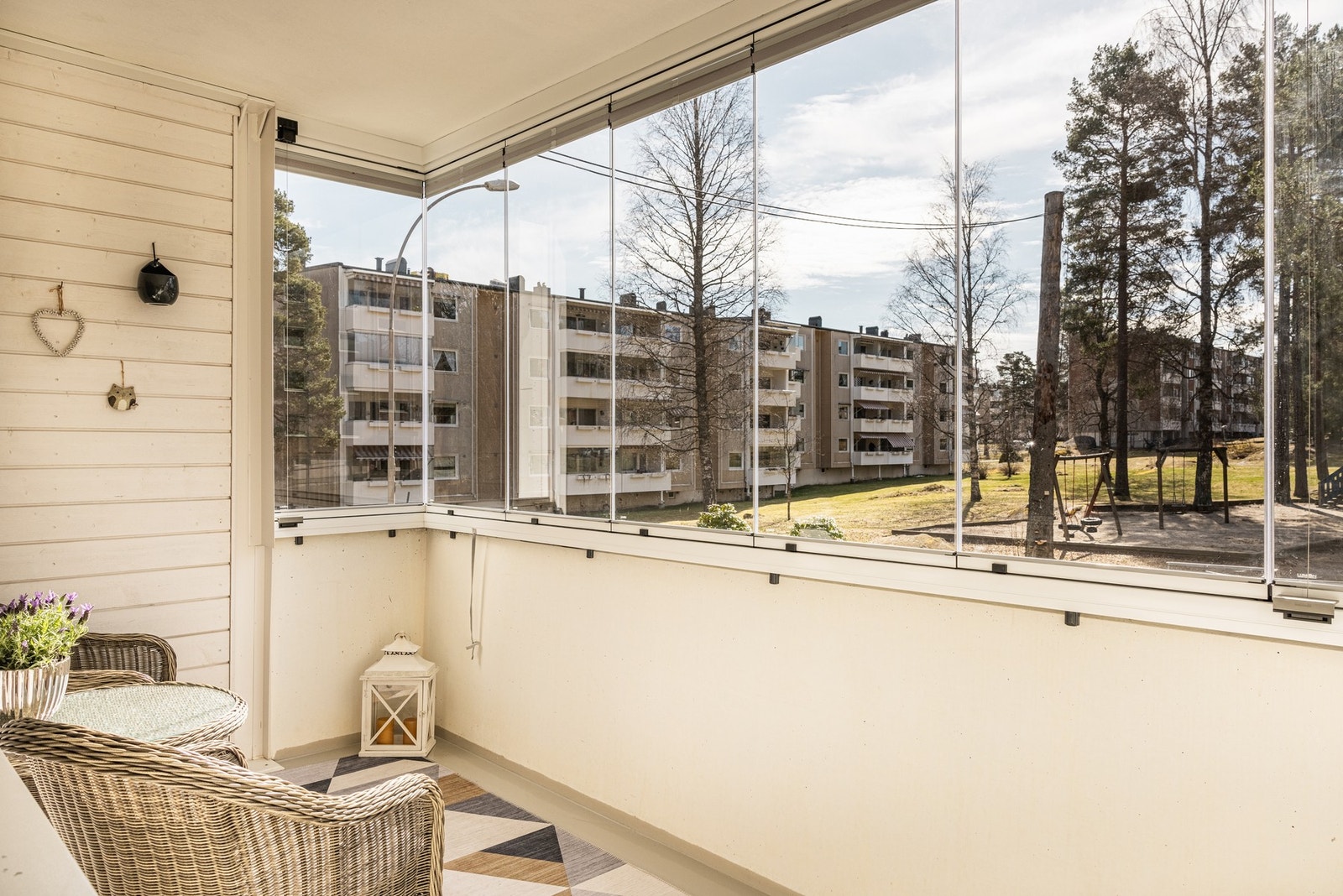 Attraktiv beliggenhet i høy første etasje. Galleribilde