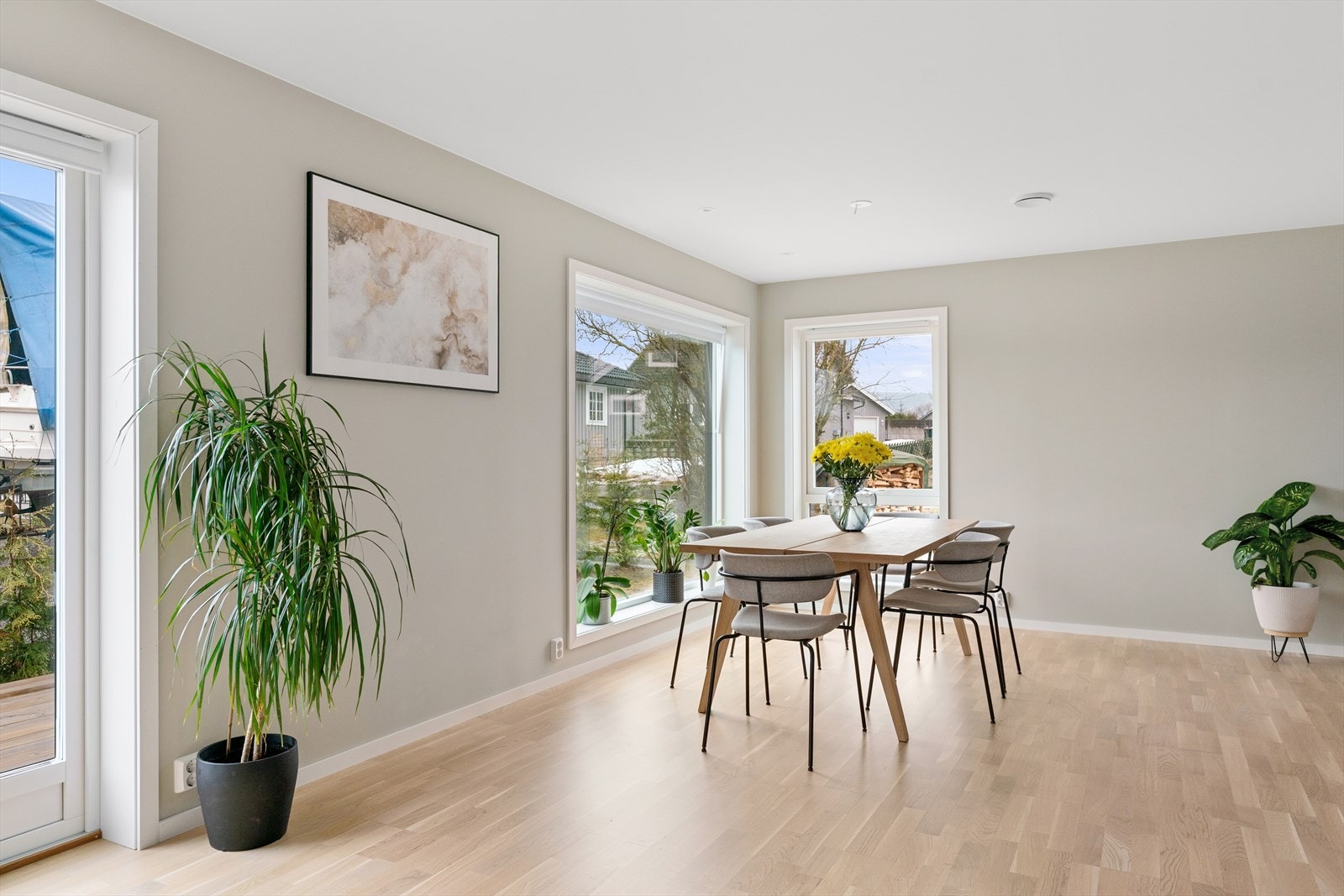 212spisestue.jpg Galleribilde