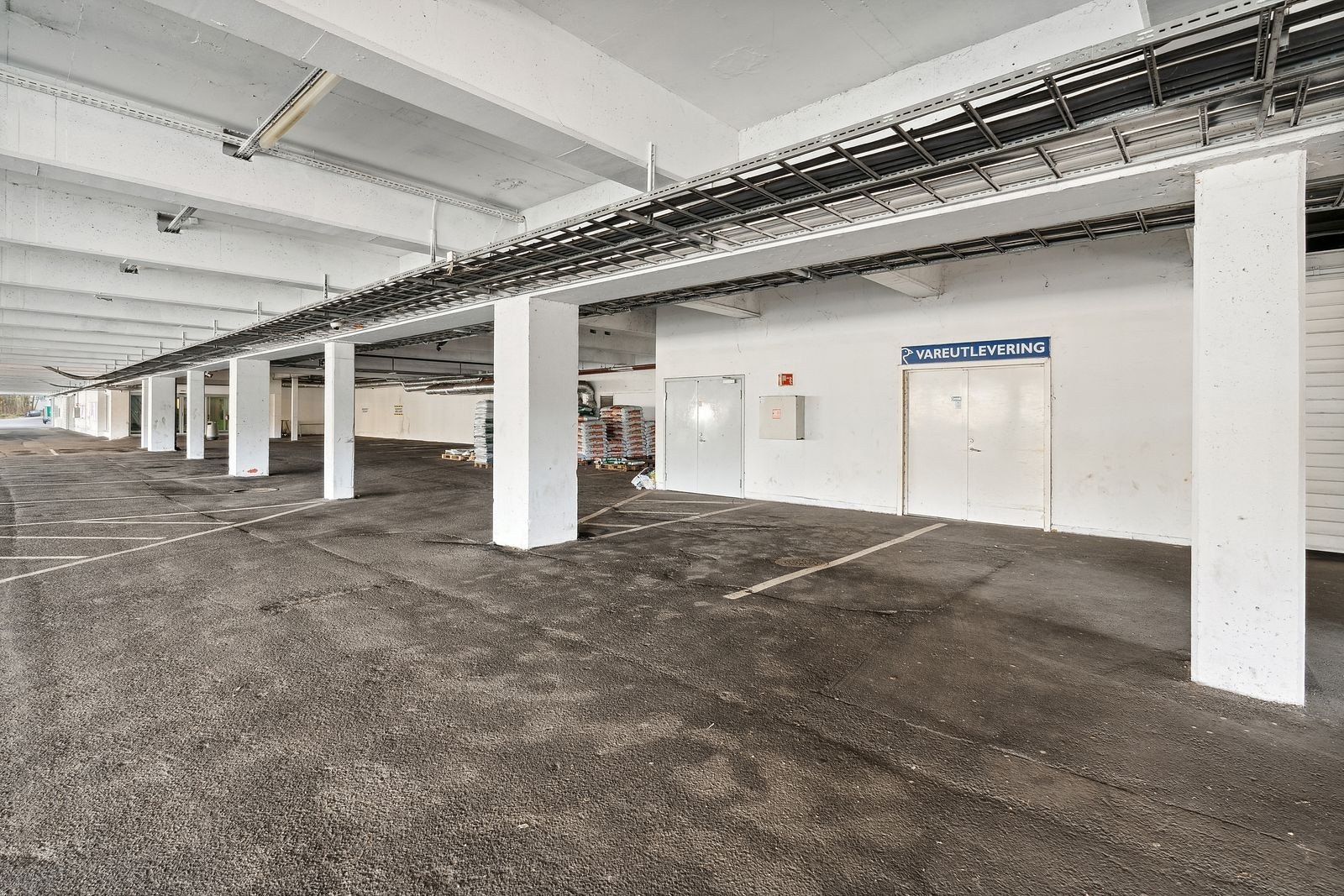 fra parkeringsskjeller Galleribilde