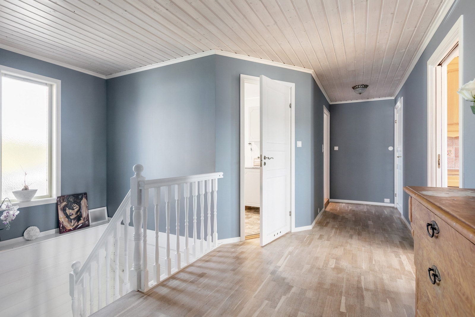 Boligen går over to etasjer og har utleiedel Galleribilde