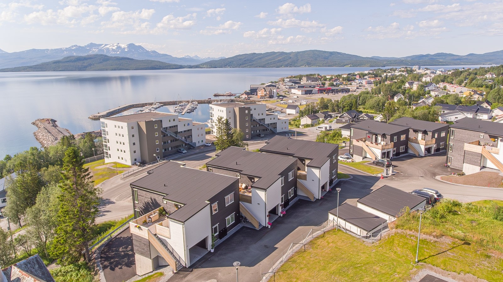 Gangavstand til Finnsnes sentrum. Galleribilde