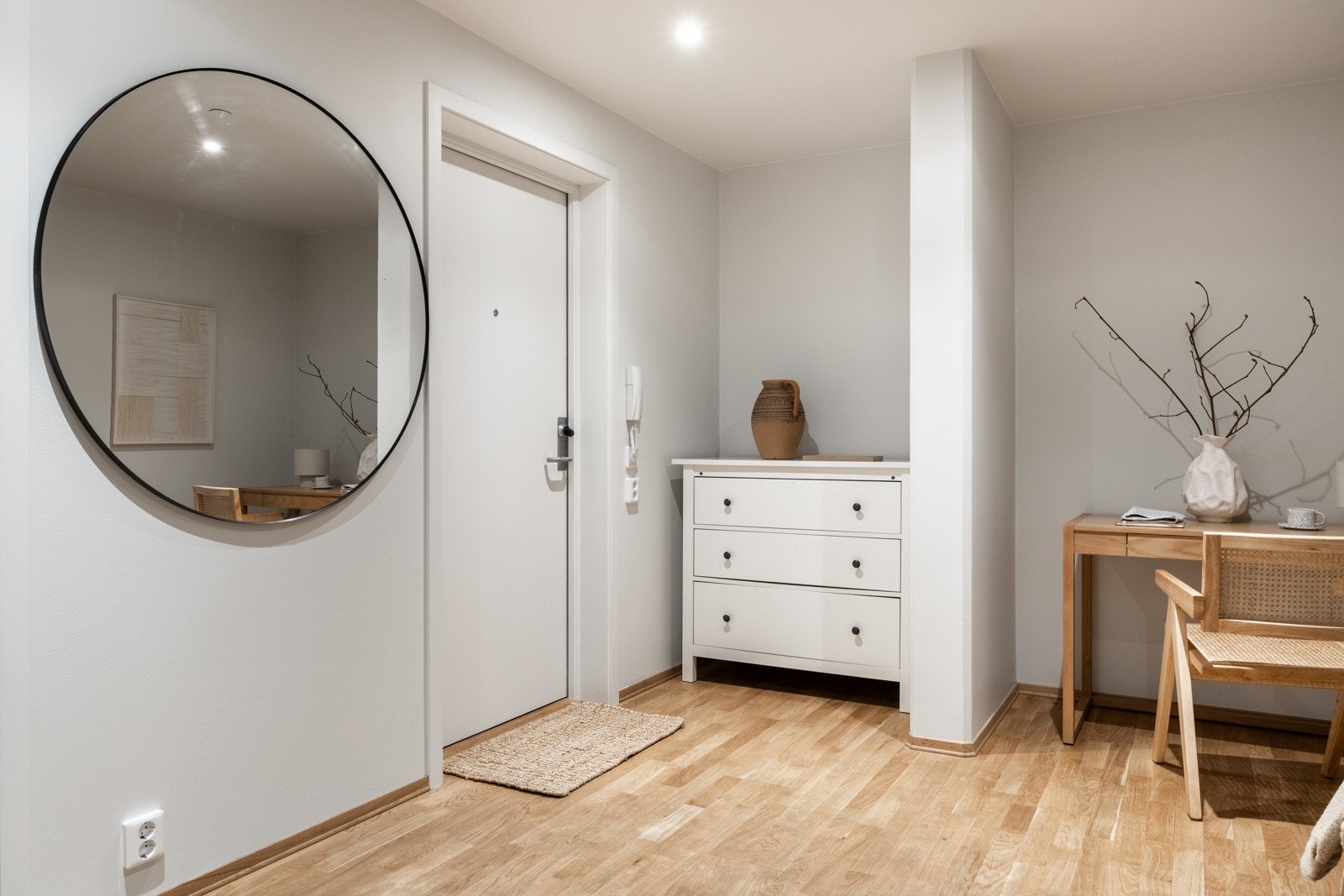 Entré. Galleribilde