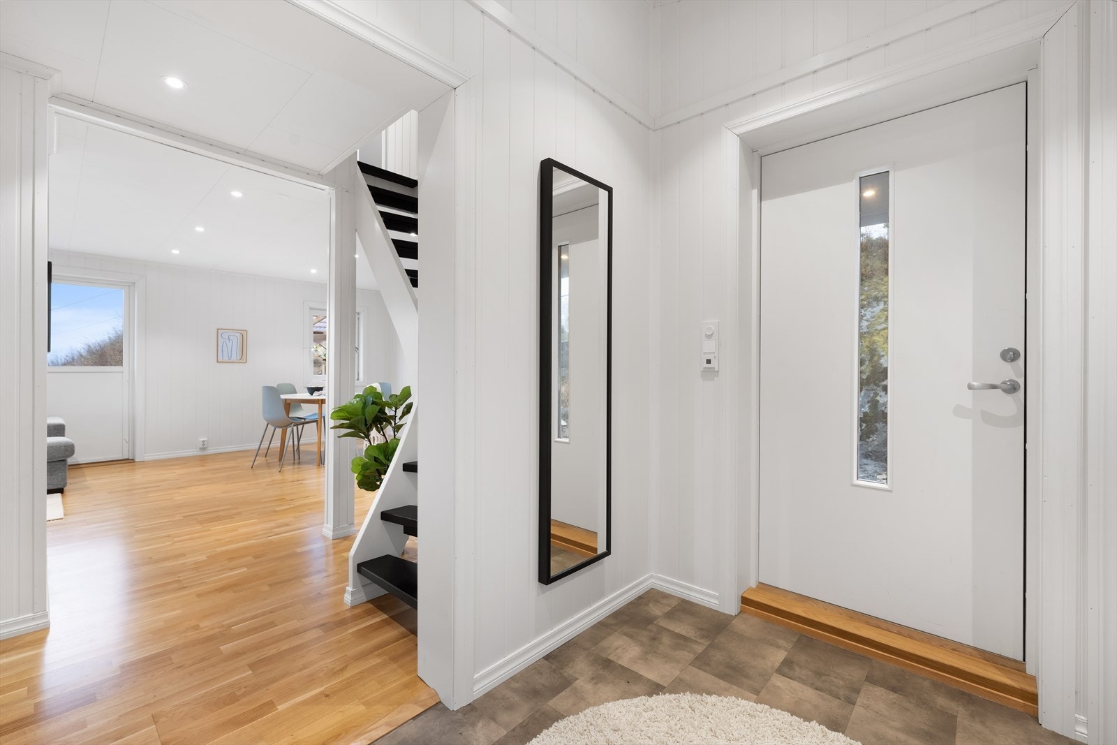 Flott entré med varme i gulv Galleribilde