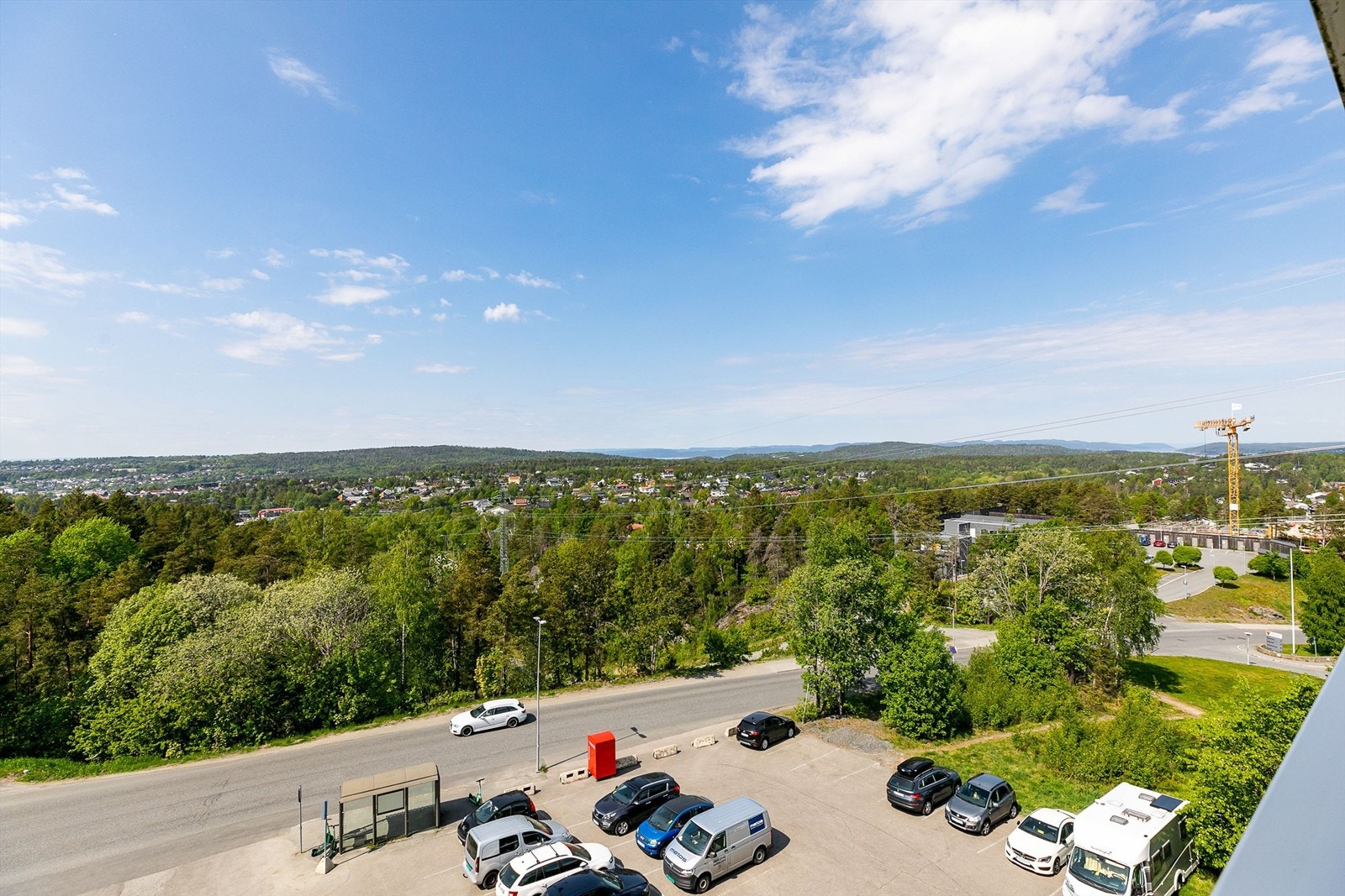 På den vestre balkongen ser du også helt til Drøbaksundet. Galleribilde