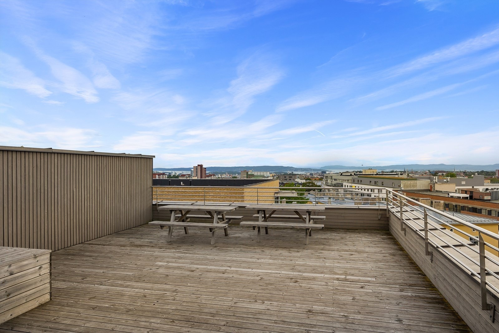 Sameiet har en flott felles takterrasse med flott utsikt. Galleribilde