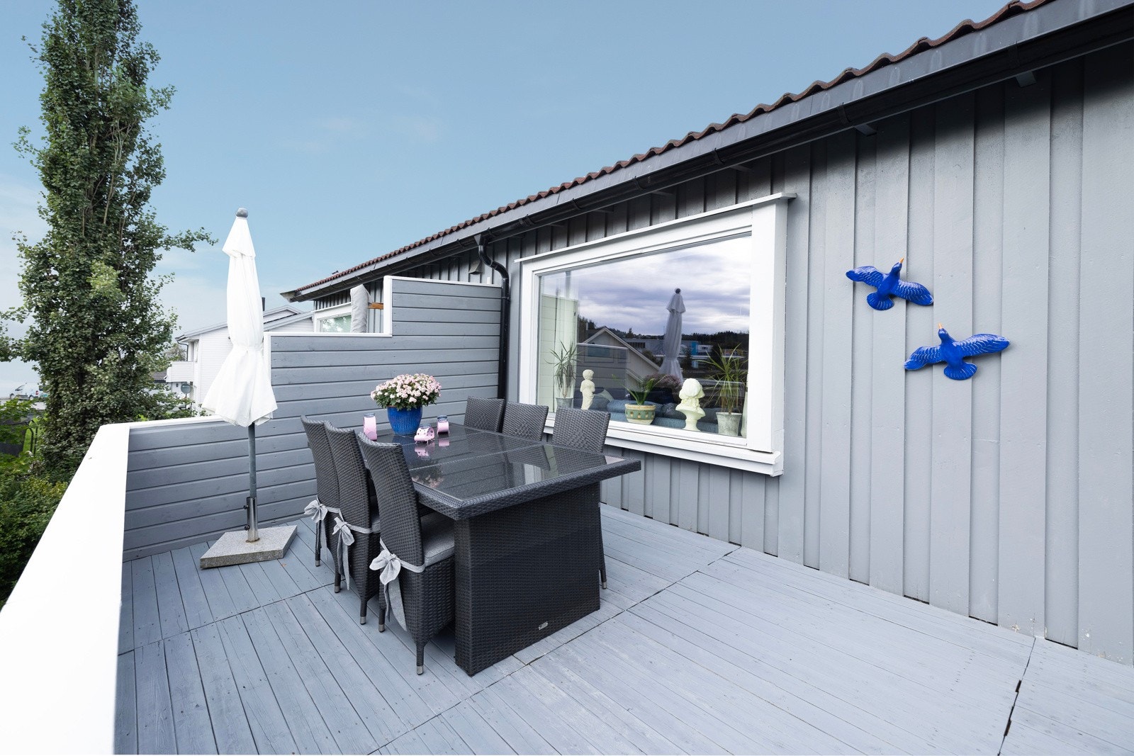 Stor terrasse på ca. 20 kvm. Galleribilde