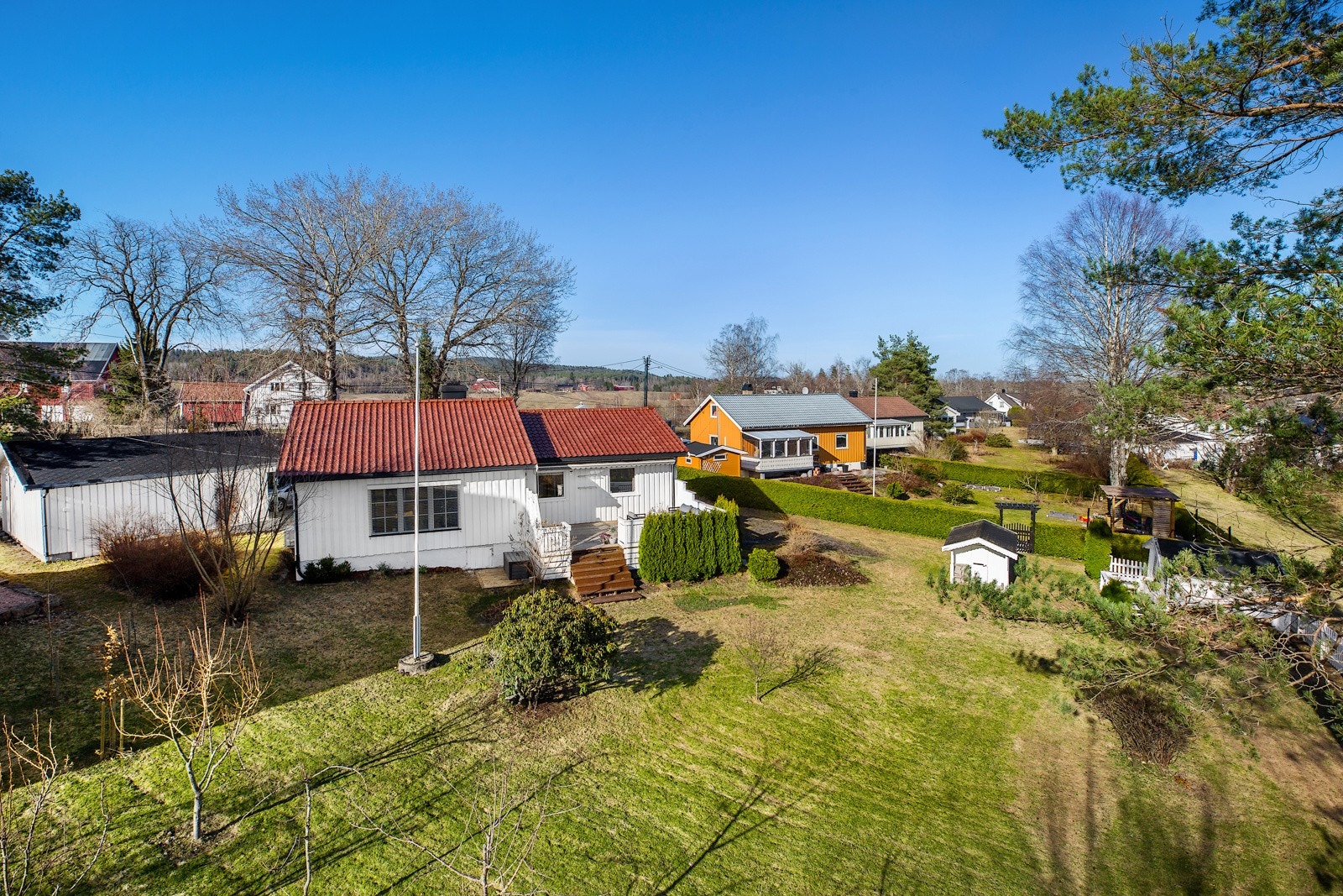 Luftig og fin tomt Galleribilde