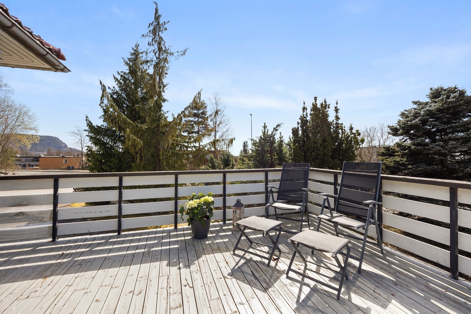 Her kan du nyte solen i fred og ro Galleribilde