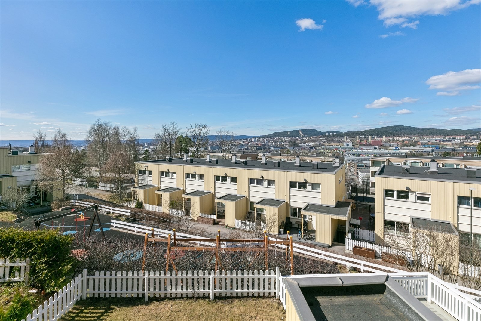 Utsikt fra andre etasje. Galleribilde