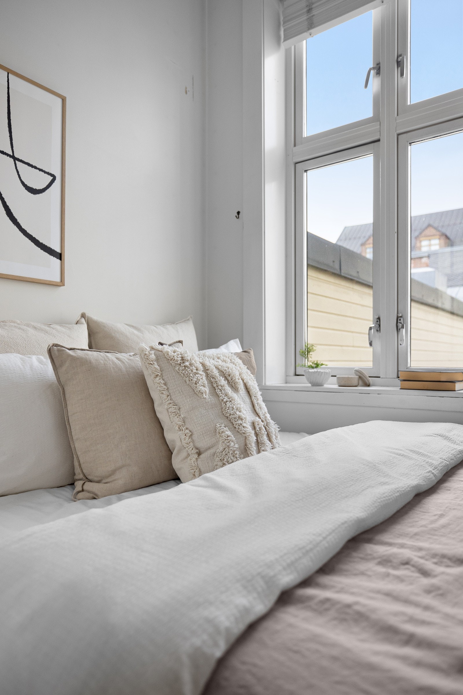 God vindusflate som slipper til rikelig med naturlig lys. Galleribilde