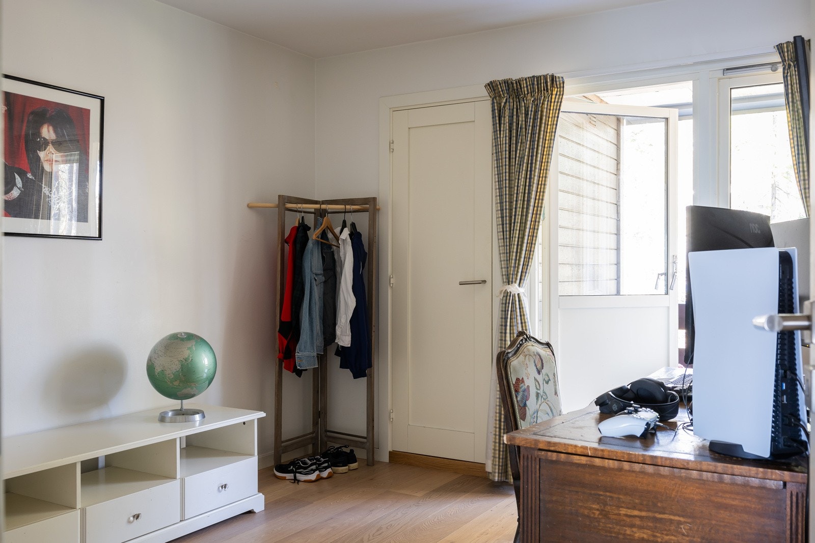 Gode innrednings muligheter på hovedsoverommet Galleribilde