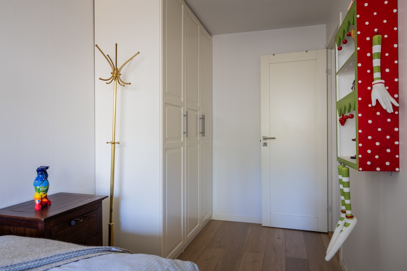 På soverom 3 er det plass til seng og garderobeskap Galleribilde