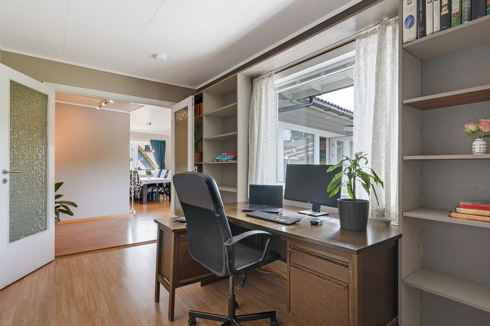 Gange benyttes som kontor Galleribilde