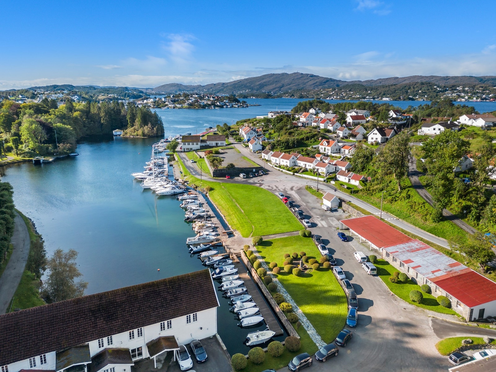 Vakre Alvøen Galleribilde
