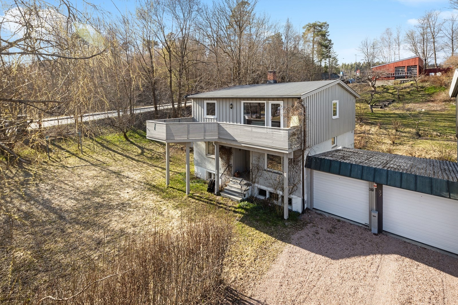 Velkommen til Ekkoveien 39, presentert av Mikael Albin Andersen ved DNB Eiendom avd. Asker Galleribilde