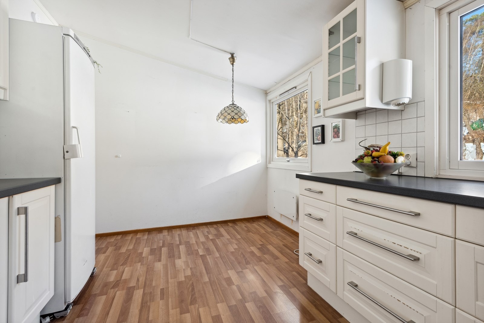 Det er i tillegg plass til et spisebord Galleribilde