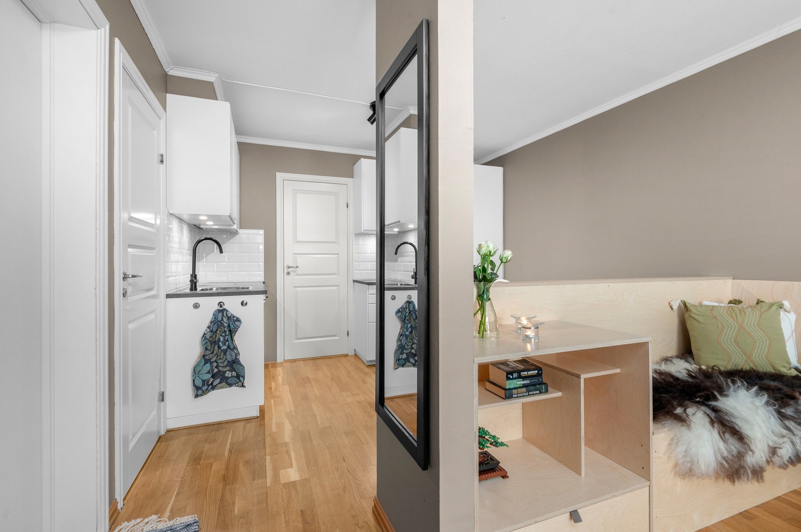 Stue/kjøkken. Galleribilde