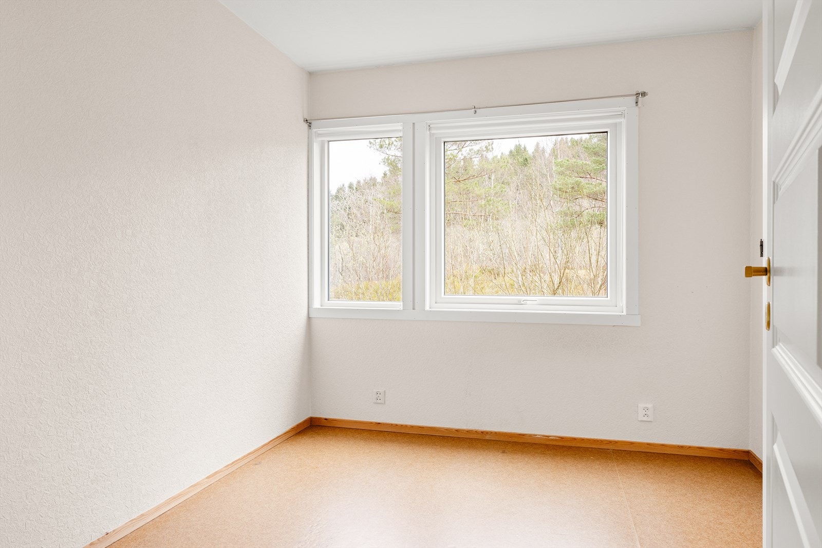 Soverommene måler til 6,1m², 8,9m² og 17,3m². Galleribilde