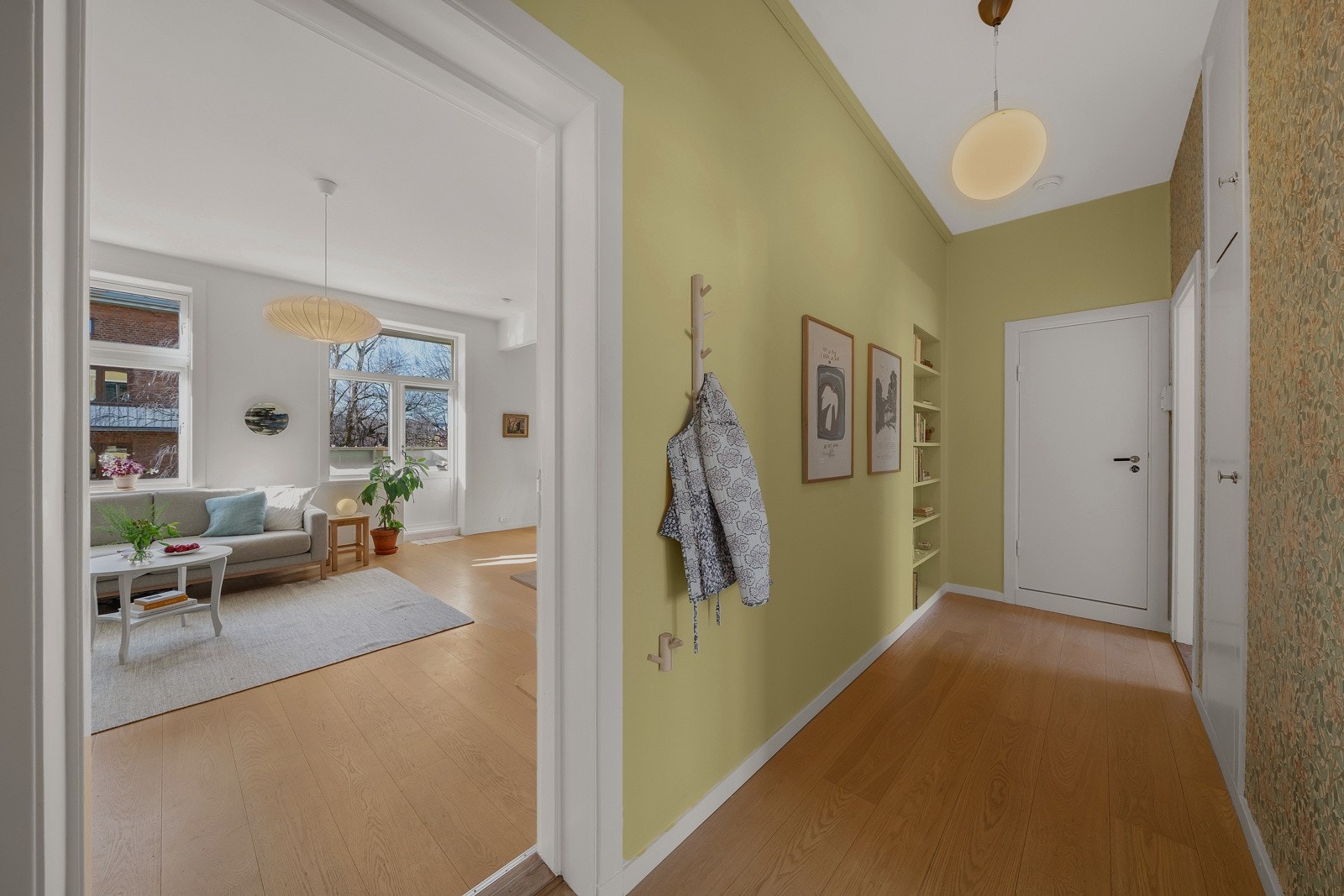 Entréen er et delikat rom som gir et godt førsteinntrykk. Galleribilde