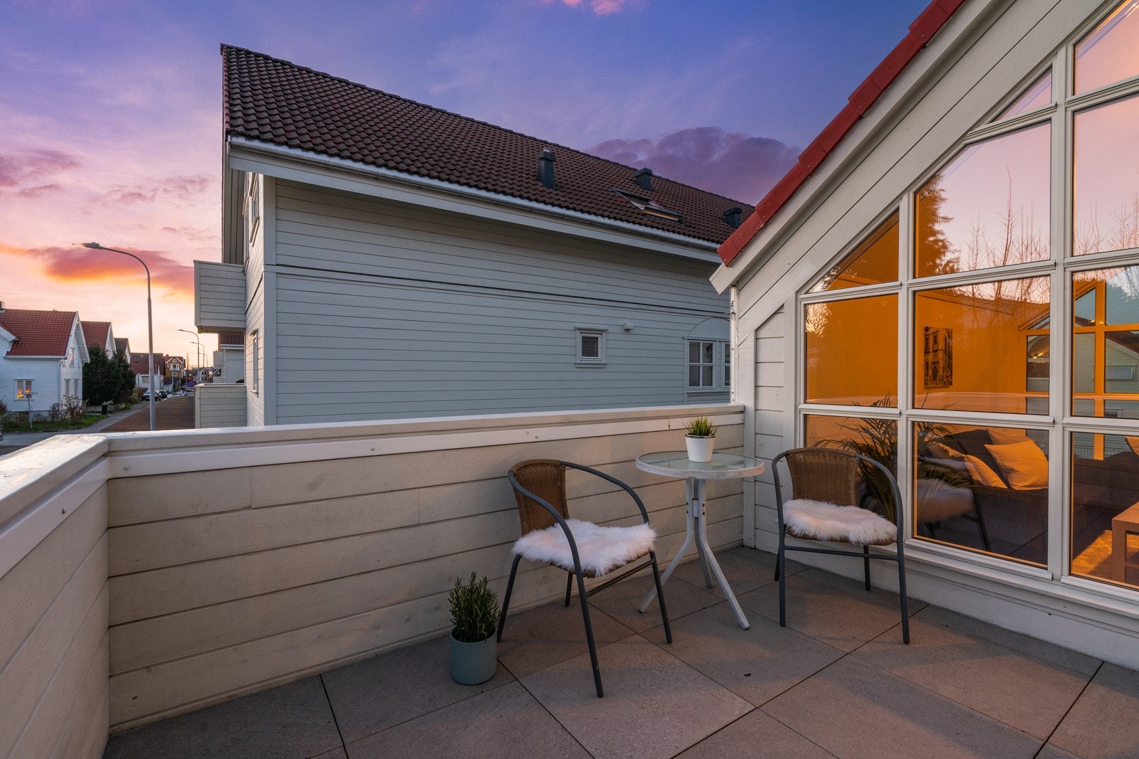 Balkong med herlig kveldssol! Galleribilde