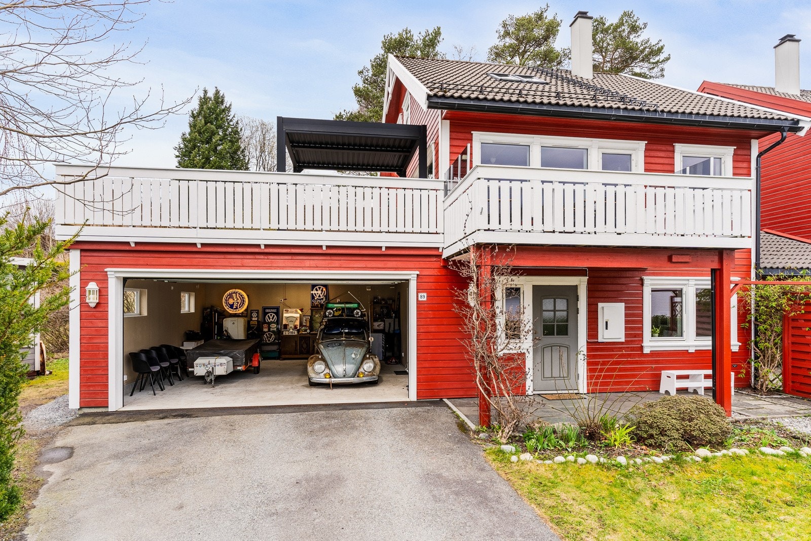 Bilen parkerer du trygt i dobbelgarasjen. Galleribilde