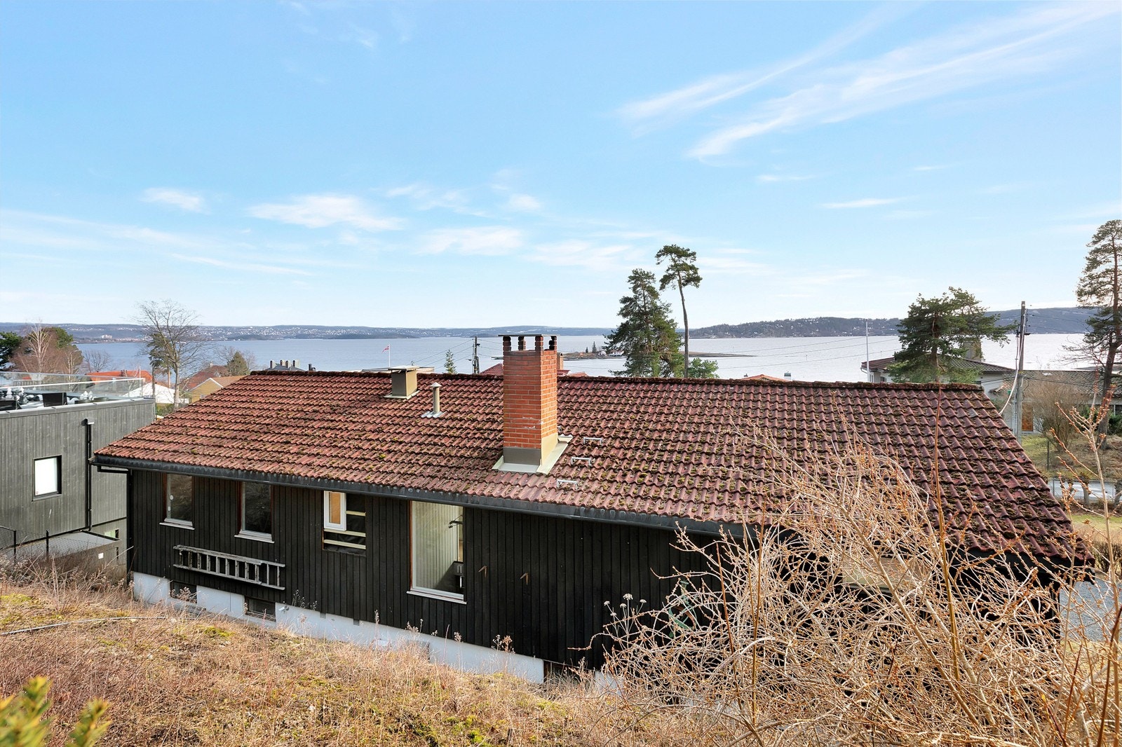 Baksiden av huset Galleribilde