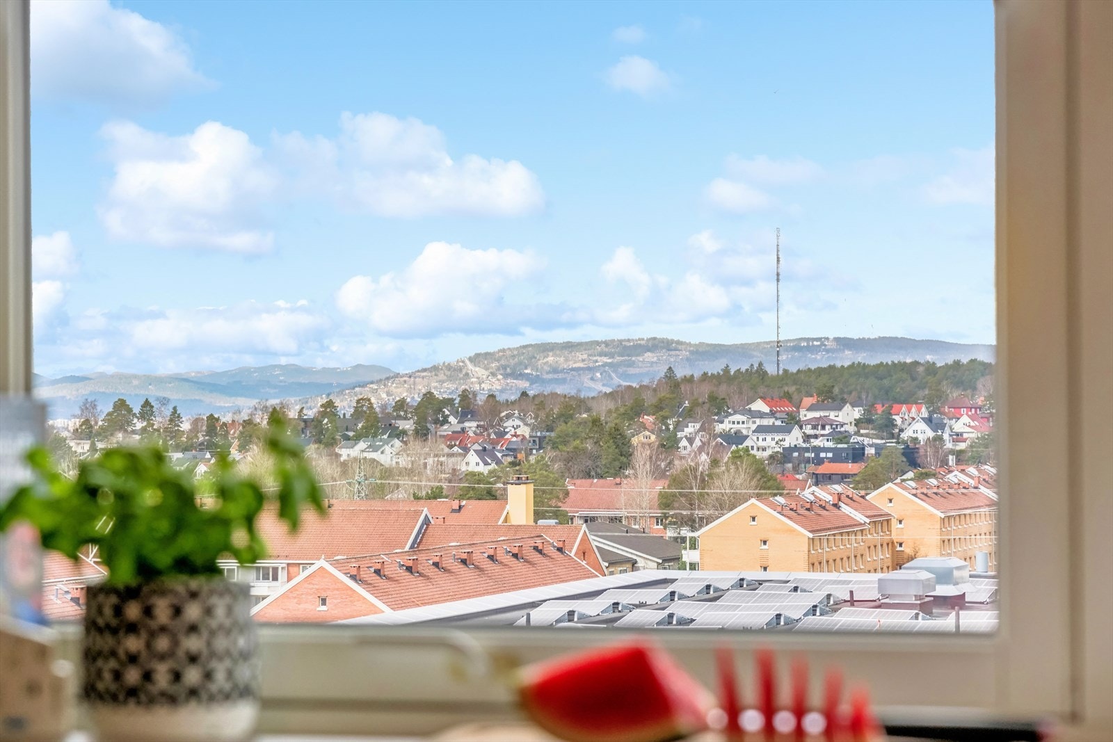 Trerammer med 2-lags energiglass fra 2010 Galleribilde