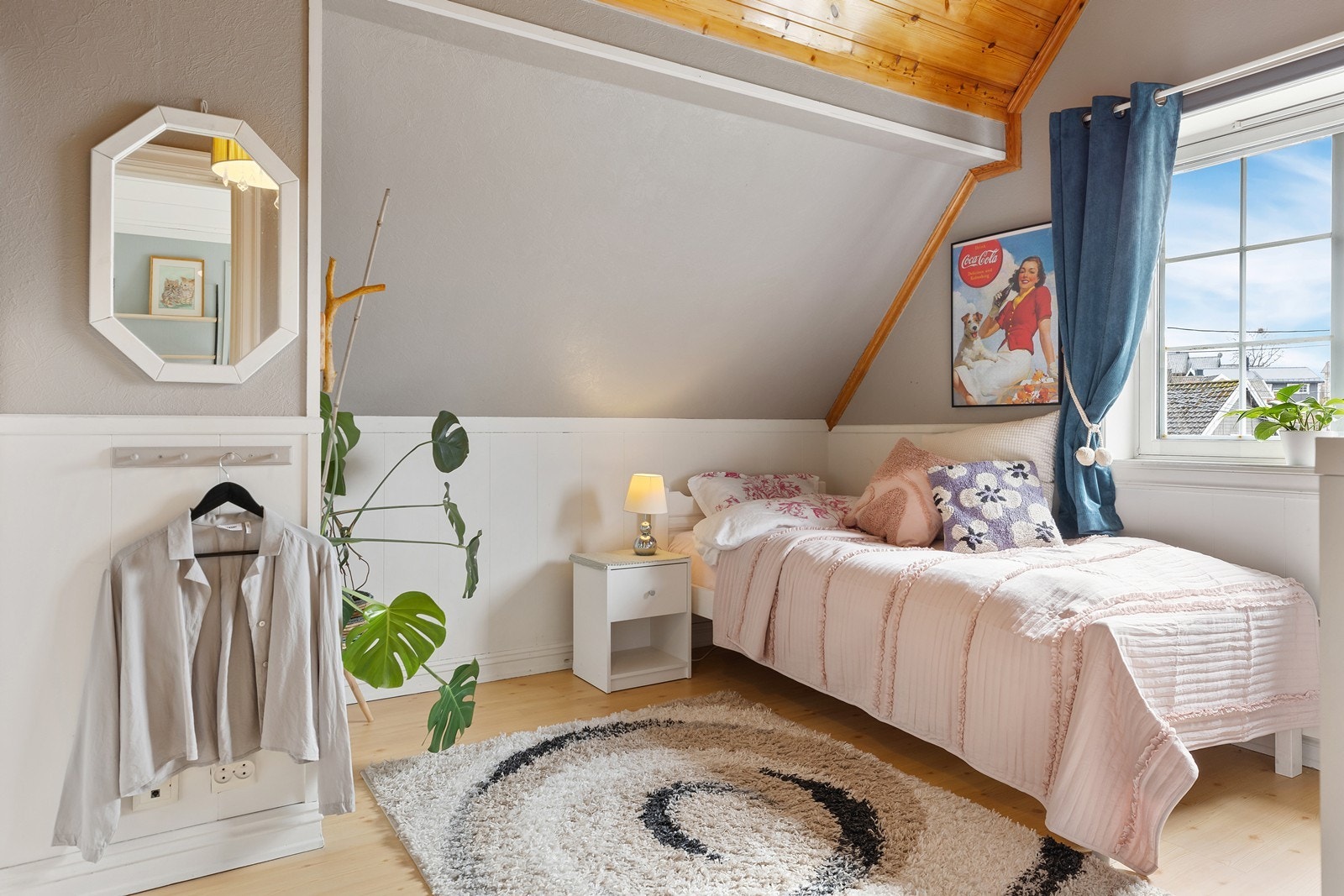 Soverom 3 - Flotte, lune fargetoner og effektiv planløsning Galleribilde