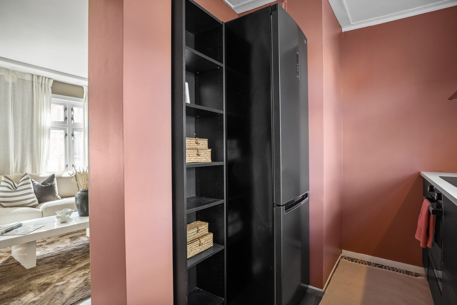 TV, internett, bygningsforsikring og kommunale avgifter er inkludert i felleskostnadene. Galleribilde