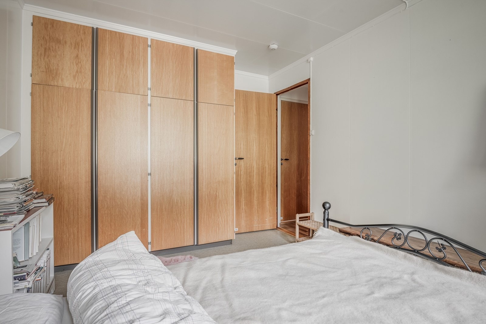 Hovedsoverommet har innebygd garderobeskap. Galleribilde