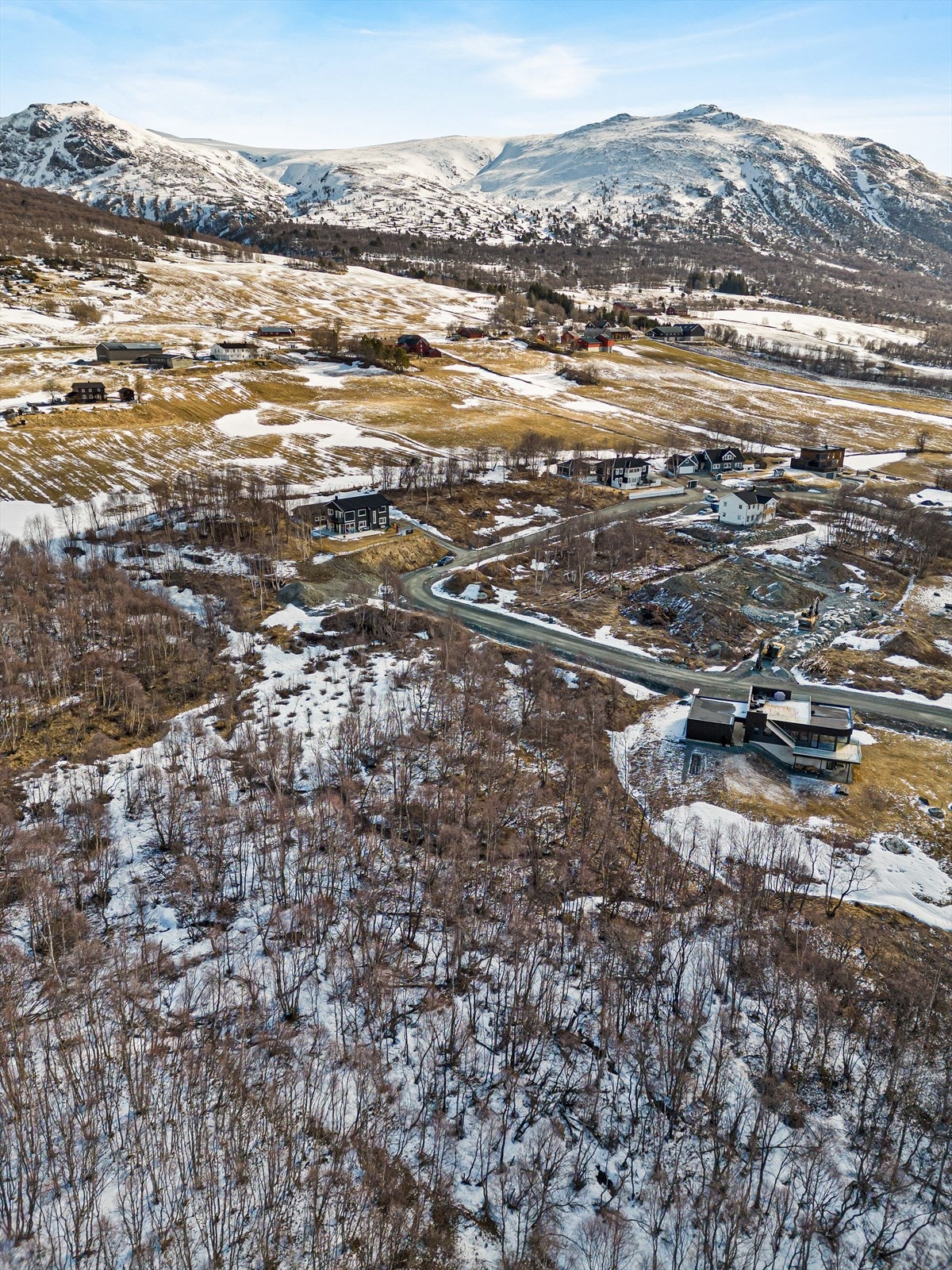 Toppturer kan gjennomføres året rundt, og klassikeren Storhornet er den mest populære. Galleribilde