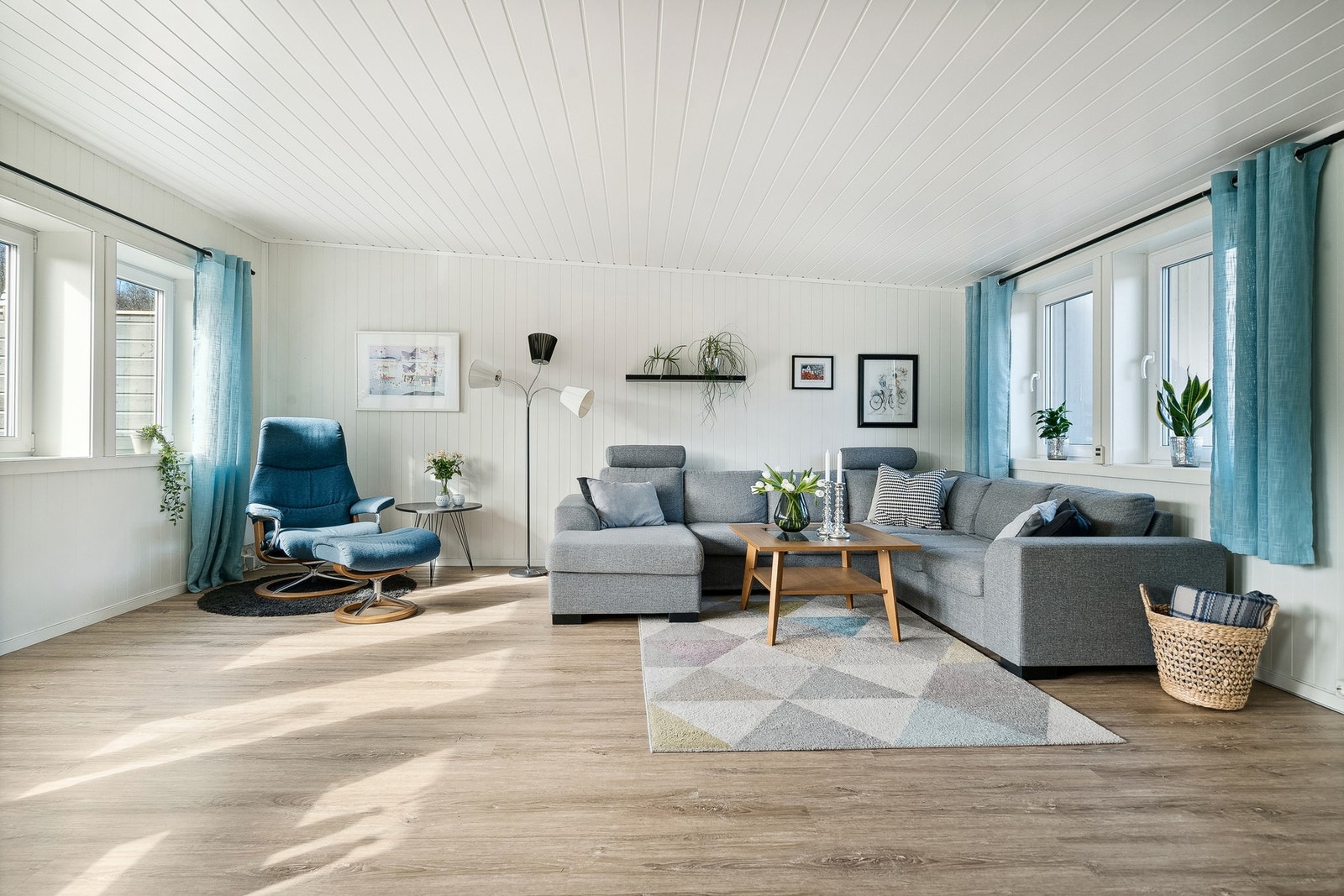 Stuen er av god størrelse. Galleribilde