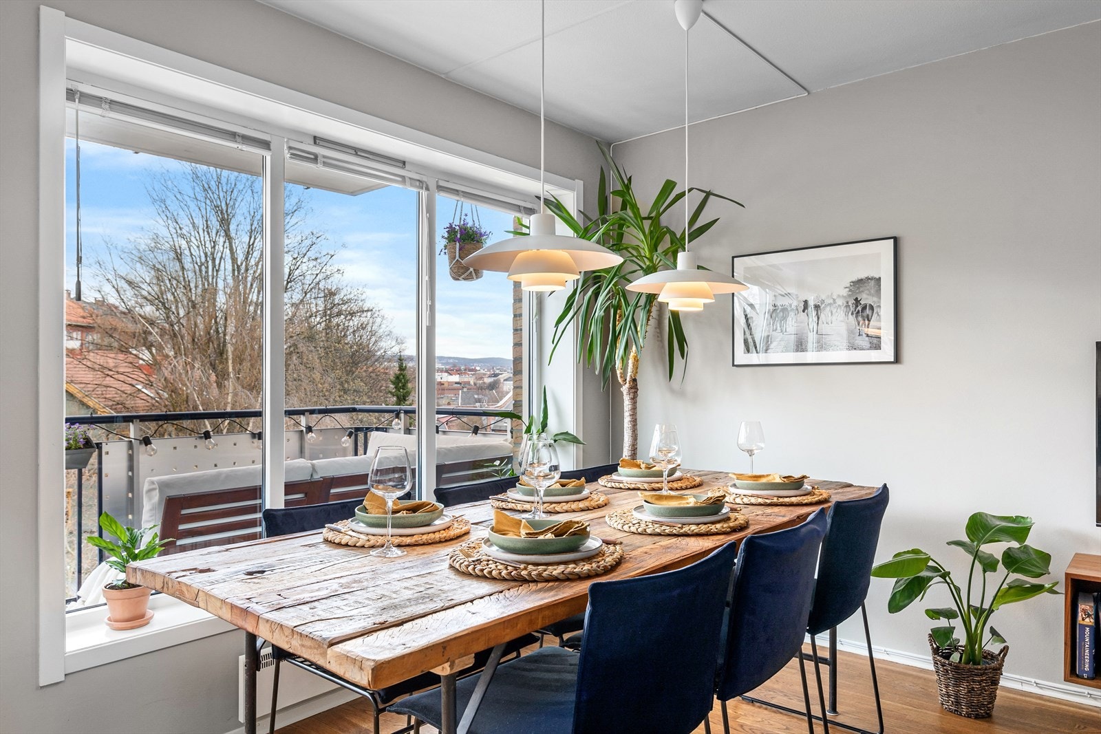 Store vindusflater og utsikt Galleribilde