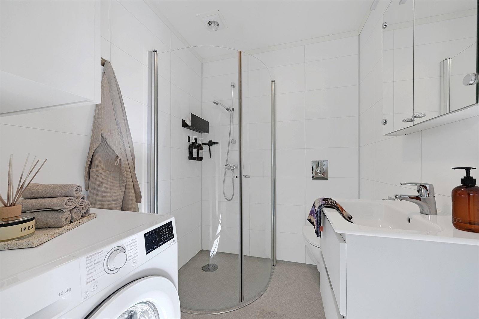 Badet er lyst og trivelig Galleribilde