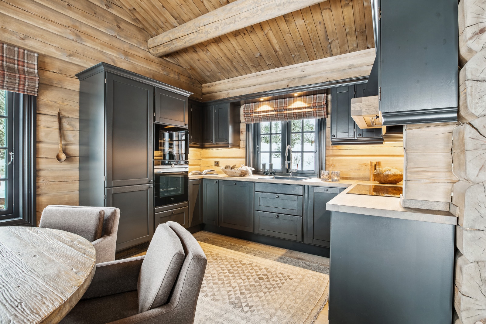 Meget hjemmekoselig atmosfære. (Bilde fra tilsvarende hytte) Galleribilde