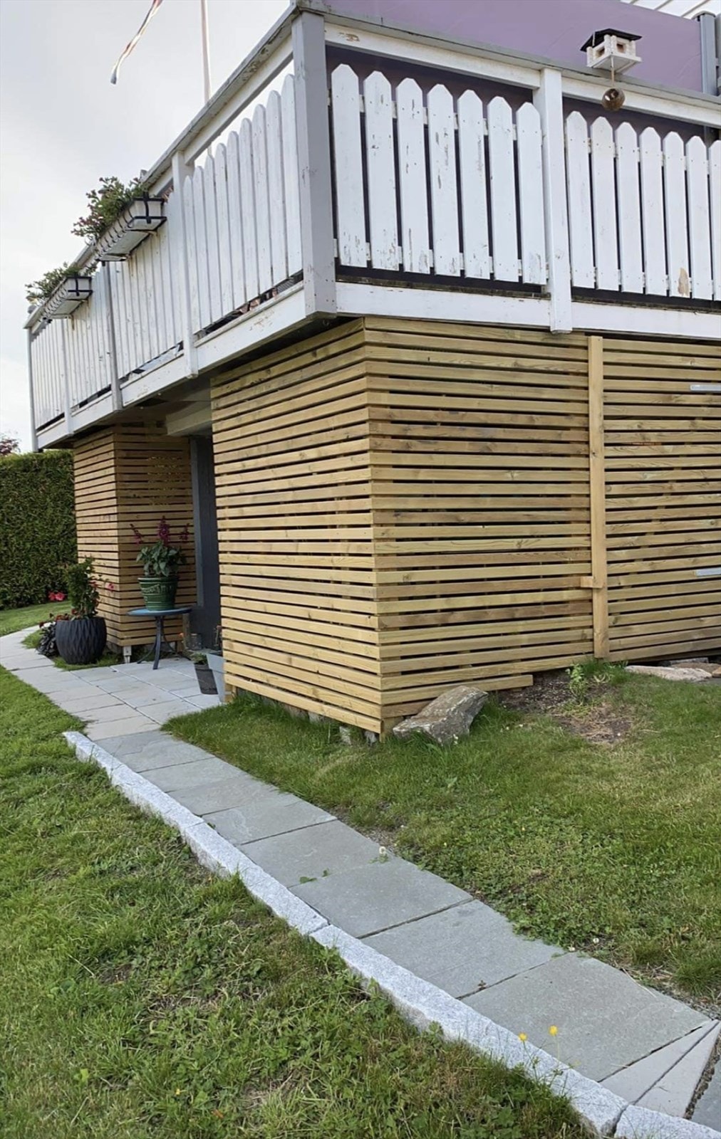 Diverse sommerbilder fra hagen Galleribilde