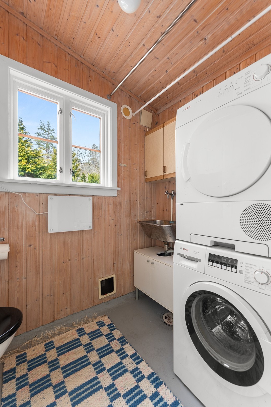 Vaskerom i 1. etg innredet med toalett Galleribilde