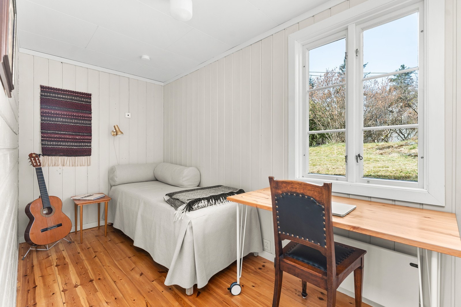 Soverom/kontor i 1. etg (3 av 3) Galleribilde