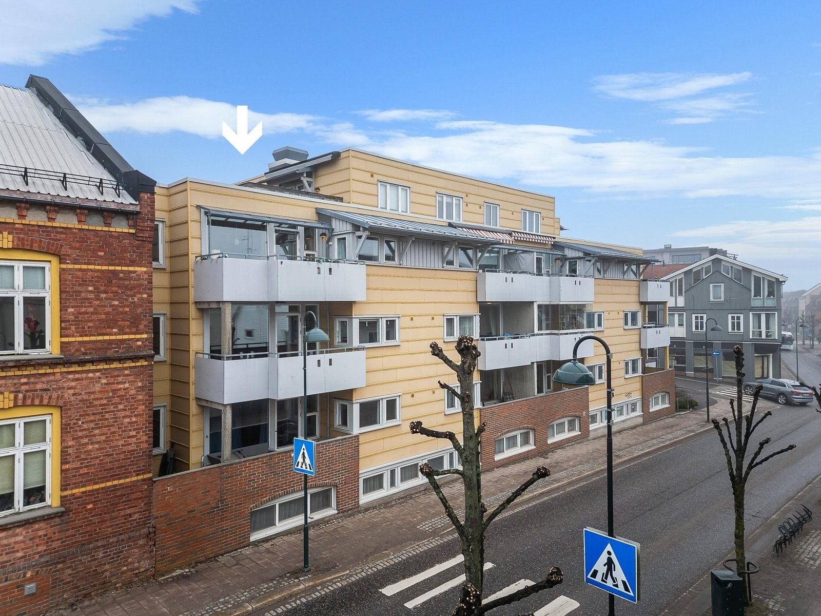 Endeleilighet i 3. etasje med både heis og gode trapper Galleribilde