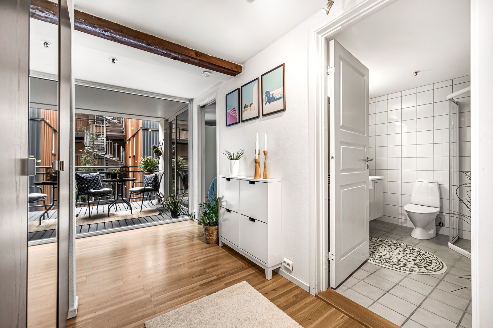 Praktisk og romslig leilighet med heis i bygget. Galleribilde