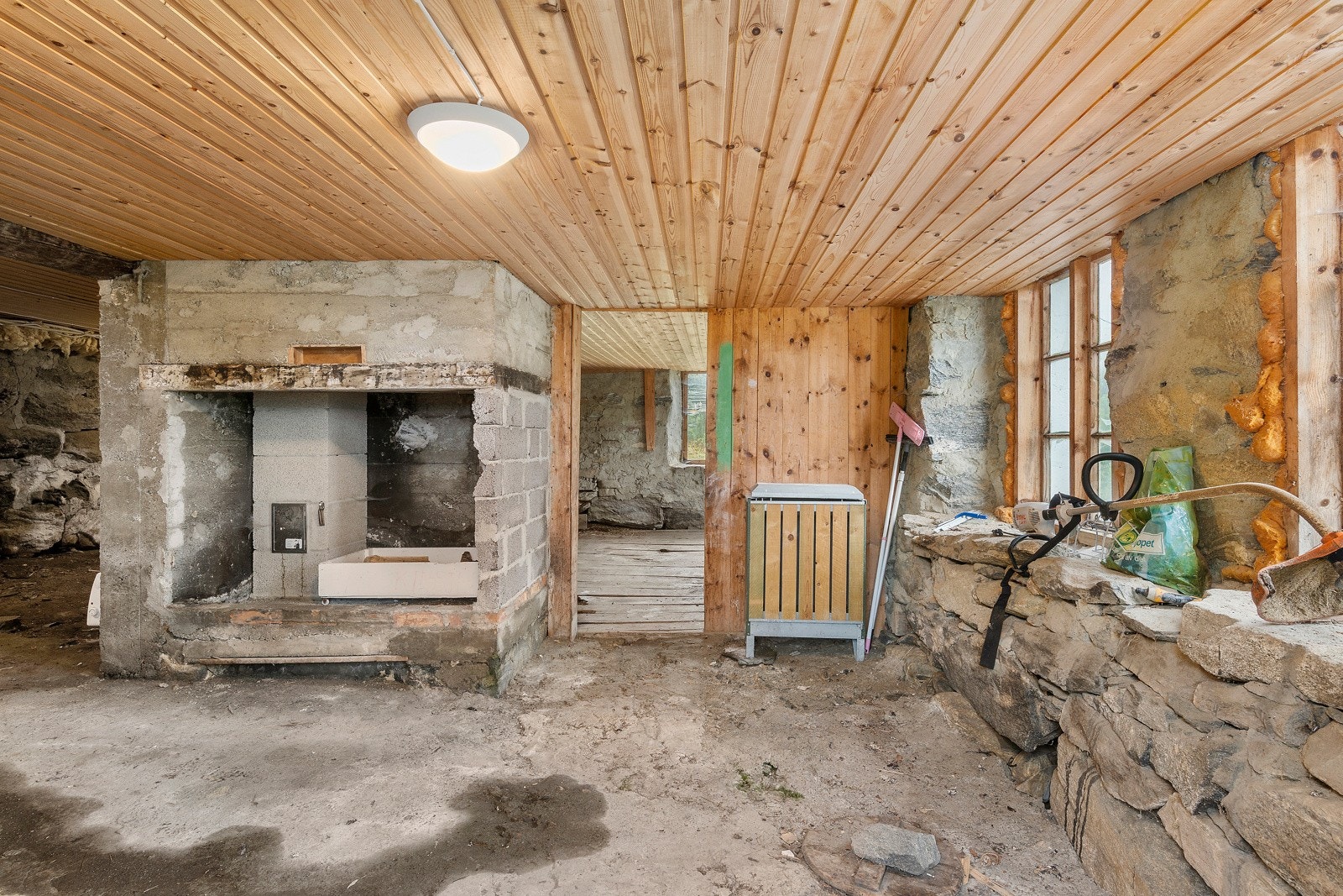 Kjelleren har stort potensiale, med behov for en god dose kjærlighet. Galleribilde